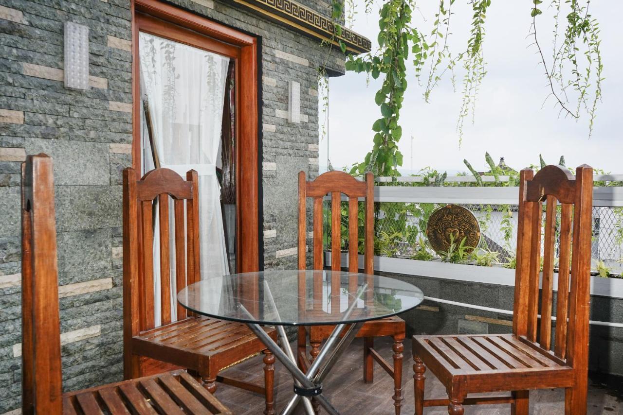 Super Oyo 444 Rafitha Homestay Baturetno Exterior photo